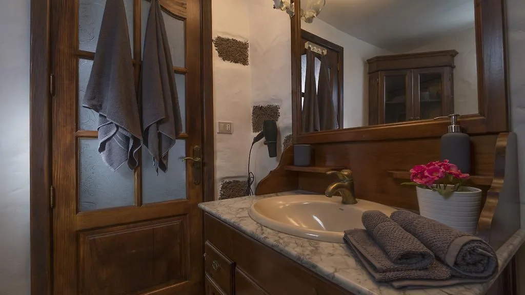 Villa With Amazing Views, Jacuzzi And Private Pool San Bartolome