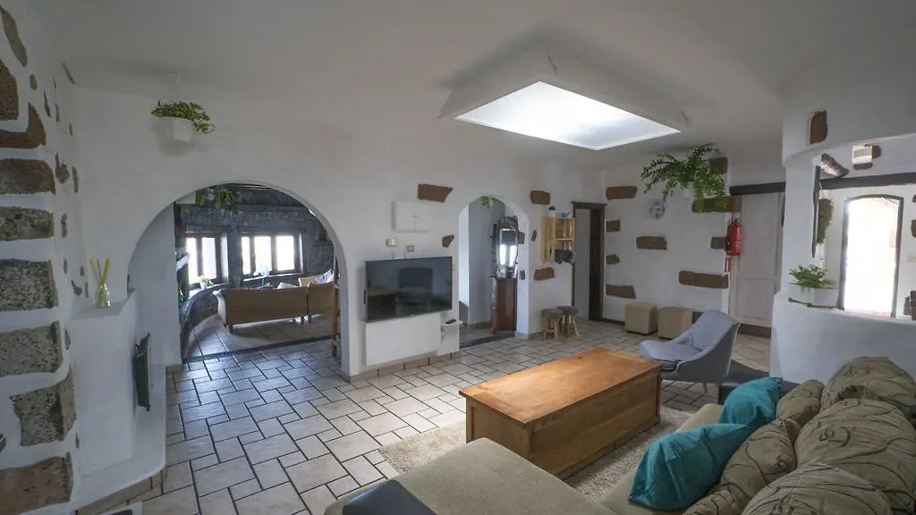 Villa With Amazing Views, Jacuzzi And Private Pool San Bartolome