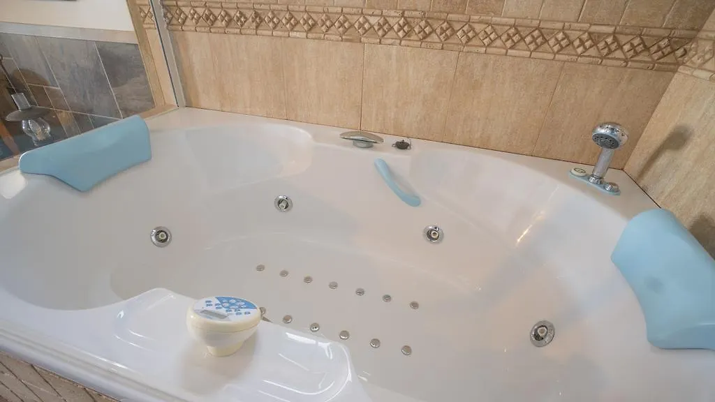 Villa With Amazing Views, Jacuzzi And Private Pool San Bartolome  Spain